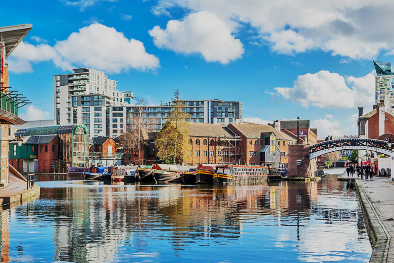 Family and Civil Mediation Services in the West Midlands including Birmingham, Dudley, Coventry, West Bromwich, Solihull, Walsall.  Legal Aid Services.